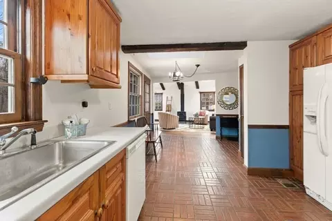 Kitchen - 17 Sturges Rd, Reading, MA 01867 photo 1 of 4