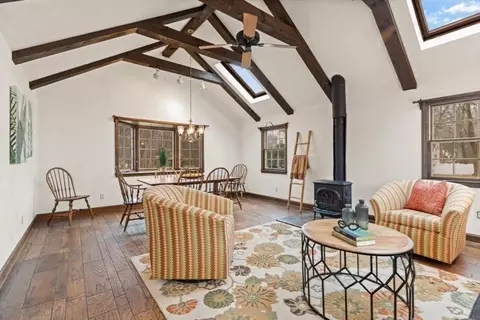 Living - 17 Sturges Rd, Reading, MA 01867 photo 6 of 6