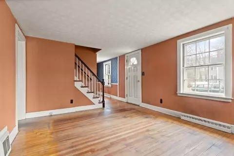 Living - 59 Springvale Rd, Reading, MA 01867 photo 4 of 6