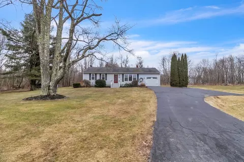 1421 Main Rd, Granville, MA 01034