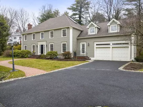 268 Grove St, Wellesley, MA 02482