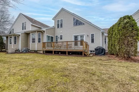 Exterior - 25 Delcor Dr #25, Walpole, MA 02081 photo 2 of 6