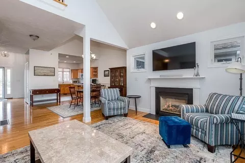 Living - 25 Delcor Dr #25, Walpole, MA 02081 photo 1 of 9