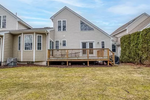 Exterior - 25 Delcor Dr #25, Walpole, MA 02081 photo 3 of 6