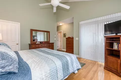 Bedroom - 25 Delcor Dr #25, Walpole, MA 02081 photo 3 of 6