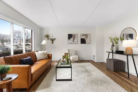 42 Salem St #D, Wakefield, MA 01880