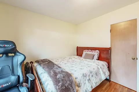 333 Surrey Rd, Springfield, MA 01118 photo 17