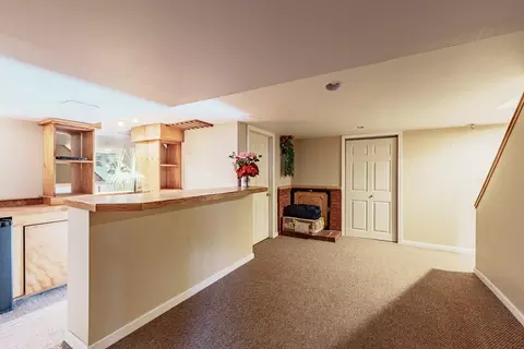 333 Surrey Rd, Springfield, MA 01118 photo 27