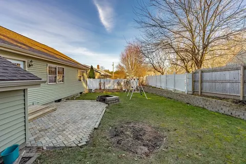 333 Surrey Rd, Springfield, MA 01118 photo 30