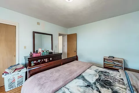 333 Surrey Rd, Springfield, MA 01118 photo 11