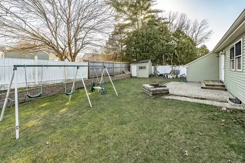 333 Surrey Rd, Springfield, MA 01118 photo 34