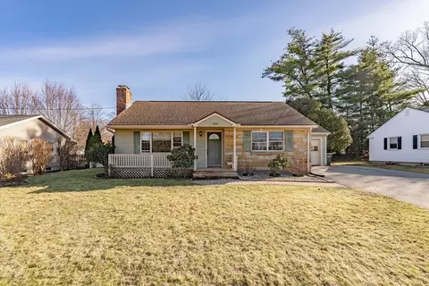 333 Surrey Rd, Springfield, MA 01118 photo 2