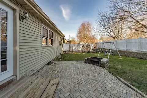333 Surrey Rd, Springfield, MA 01118 photo 35