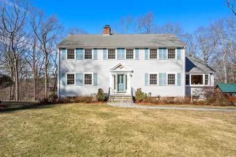 Exterior - 8 Raleigh Rd, Dover, MA 02030 photo 2 of 5