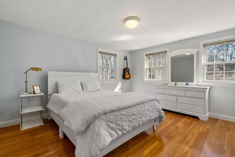 Bedroom - 8 Raleigh Rd, Dover, MA 02030 photo 3 of 5