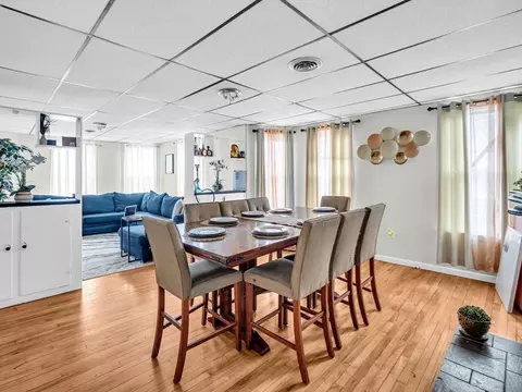 Dining - 69 Providence St, Worcester, MA 01604 photo 6 of 7