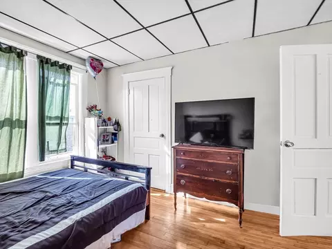Bedroom - 69 Providence St, Worcester, MA 01604 photo 3 of 7