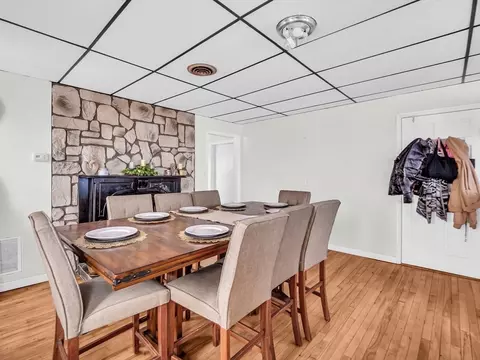 Dining - 69 Providence St, Worcester, MA 01604 photo 7 of 7