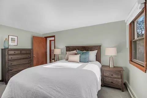Bedroom - 62 Longfellow Rd, Reading, MA 01867 photo 2 of 5