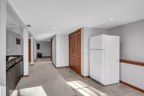 Kitchen - 62 Longfellow Rd, Reading, MA 01867 photo 5 of 5