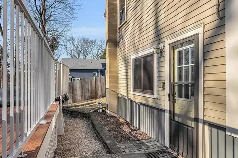 Exterior - 62 Longfellow Rd, Reading, MA 01867 photo 12 of 12