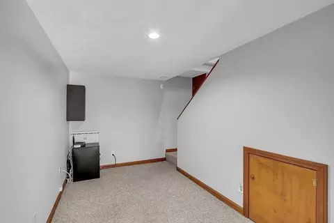Bedroom - 62 Longfellow Rd, Reading, MA 01867 photo 5 of 5