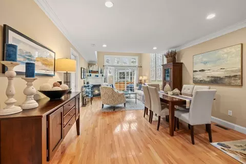 Living - 33 Gold Leaf Ln #33, Mashpee, MA 02649 photo 2 of 10