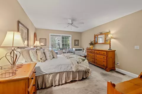 Bedroom - 33 Gold Leaf Ln #33, Mashpee, MA 02649 photo 2 of 3