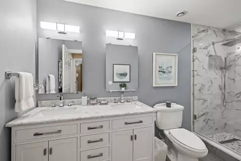 Bath - 33 Gold Leaf Ln #33, Mashpee, MA 02649 photo 3 of 5