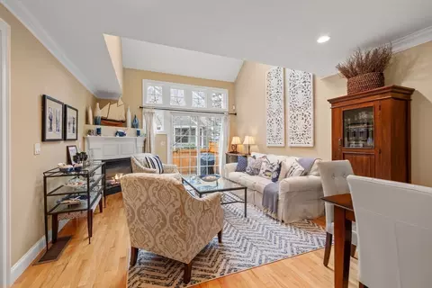 Living - 33 Gold Leaf Ln #33, Mashpee, MA 02649 photo 4 of 10