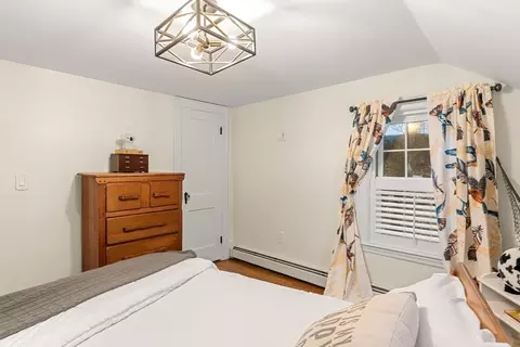 Bedroom - 7 Robert St, Wakefield, MA 01880 photo 3 of 9