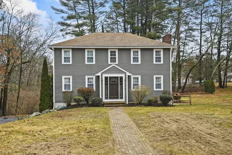 10 Lambert Cir, Oxford, MA 01540
