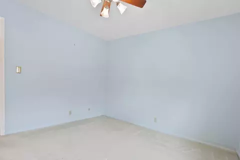 1002 Windsor Dr #1002, Framingham, MA 01701 photo 13