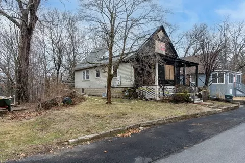 111 Schiller Rd, Dedham, MA 02026 photo 7