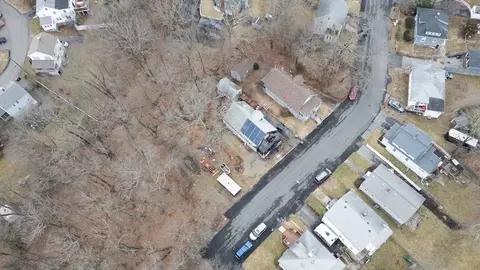 111 Schiller Rd, Dedham, MA 02026 photo 4