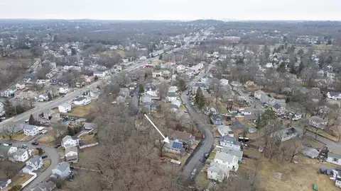 111 Schiller Rd, Dedham, MA 02026 photo 2