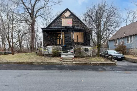 111 Schiller Rd, Dedham, MA 02026 photo 6