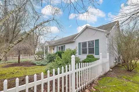 Exterior - 77 Eames Ave, Amherst, MA 01002 photo 4 of 14