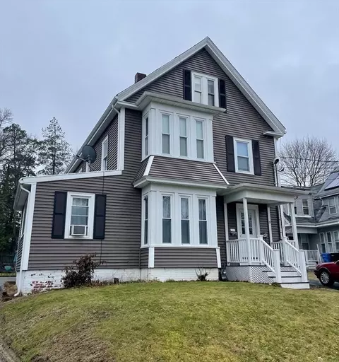 19 Erin St, Whitman, MA 02382