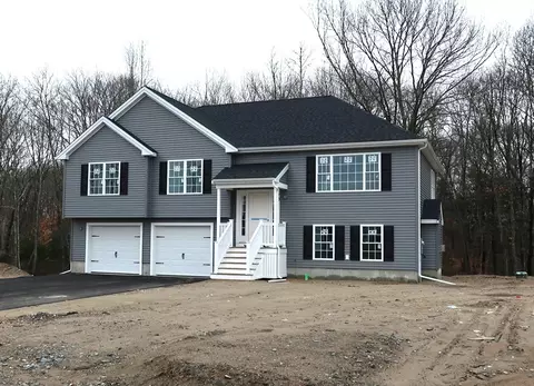 70 Henrietta Way, Taunton, MA 02780