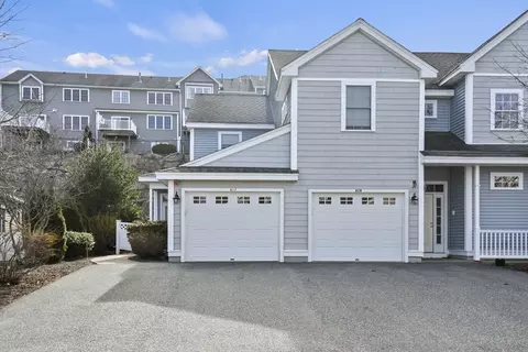 617 Devenwood Way #617, Clinton, MA 01510