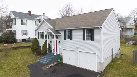 Exterior - 93 Kenberma Rd, Worcester, MA 01604 photo 2 of 5