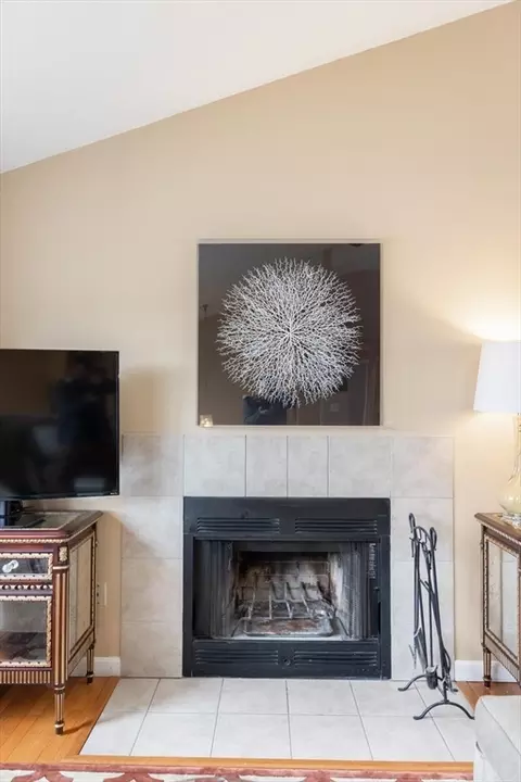 Living - 93 Kenberma Rd, Worcester, MA 01604 photo 3 of 3
