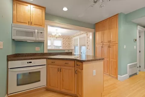 Kitchen - 6 Sanford Rd, Canton, MA 02021 photo 3 of 5