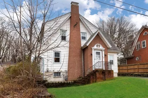 Exterior - 6 Sanford Rd, Canton, MA 02021 photo 4 of 12