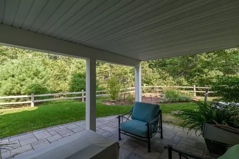 Exterior - 19 Kennedy Rd #B, Gloucester, MA 01930 photo 9 of 12