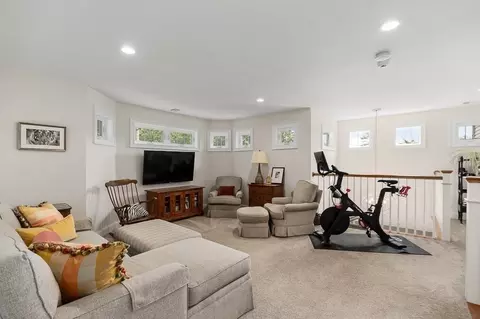 Living - 19 Kennedy Rd #B, Gloucester, MA 01930 photo 3 of 5
