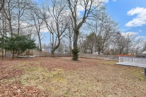 18 Fenway Dr, Springfield, MA 01119 photo 32