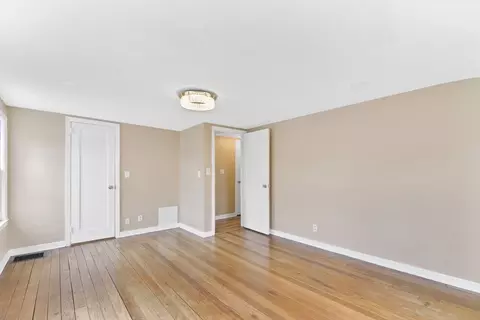 18 Fenway Dr, Springfield, MA 01119 photo 21