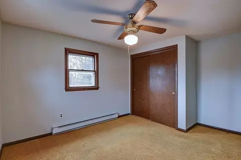 Bedroom - 6 Sears Ave, Webster, MA 01570 photo 2 of 4